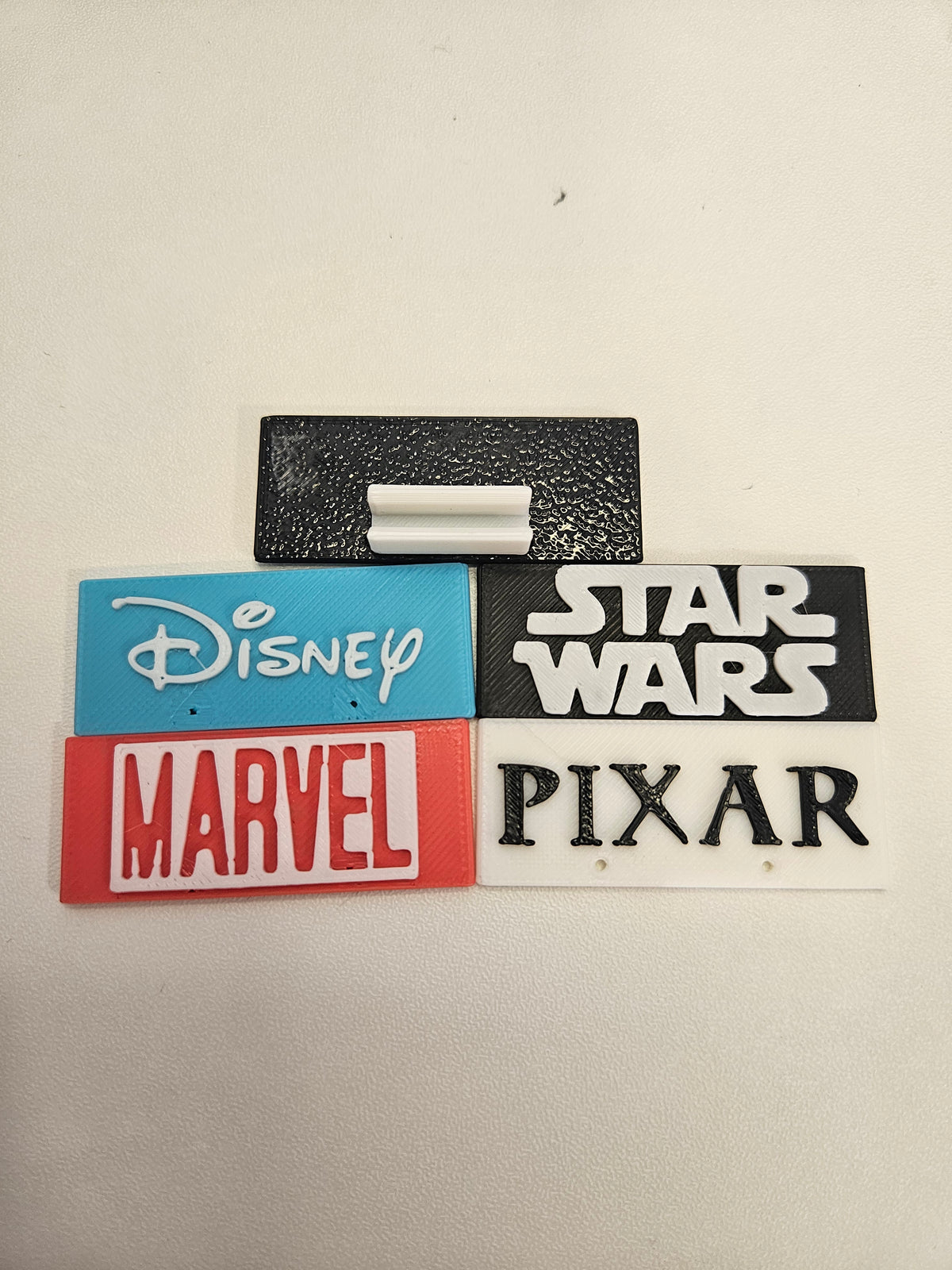 Ooshie stand badges